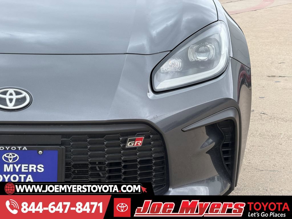 Used 2022 Toyota GR86 Premium image 4