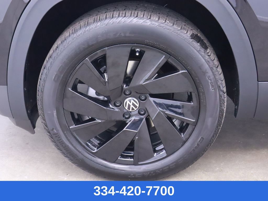 New 2025 Volkswagen Atlas Cross Sport SEL Premium R-Line image 27