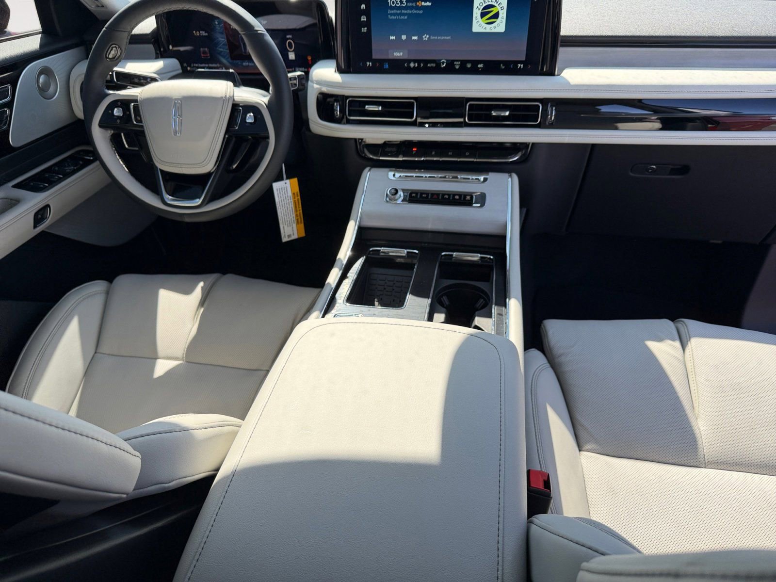 New 2026 Lincoln Aviator Reserve AWD/4WD image 10