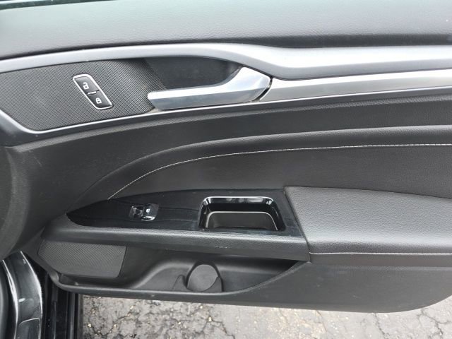 Used 2014 Ford Fusion Titanium AWD/4WD image 27