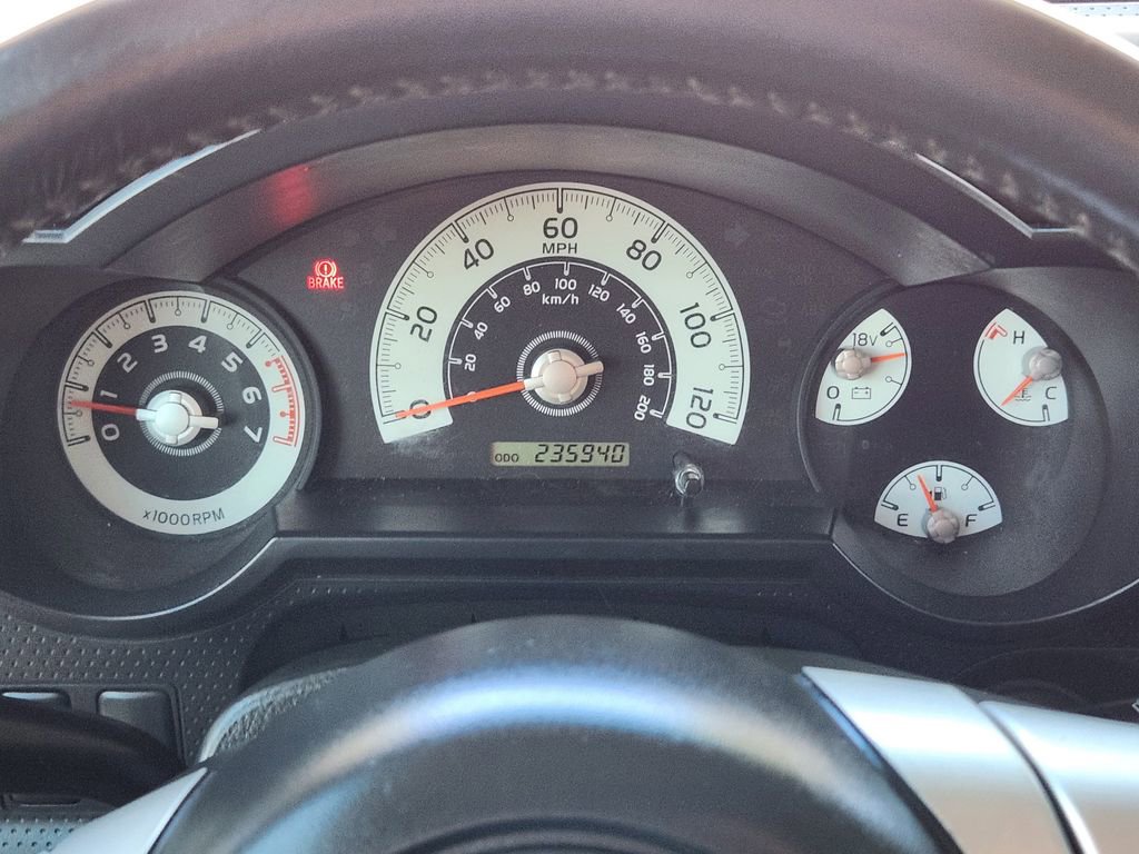 Used 2007 Toyota FJ Cruiser 4WD image 12