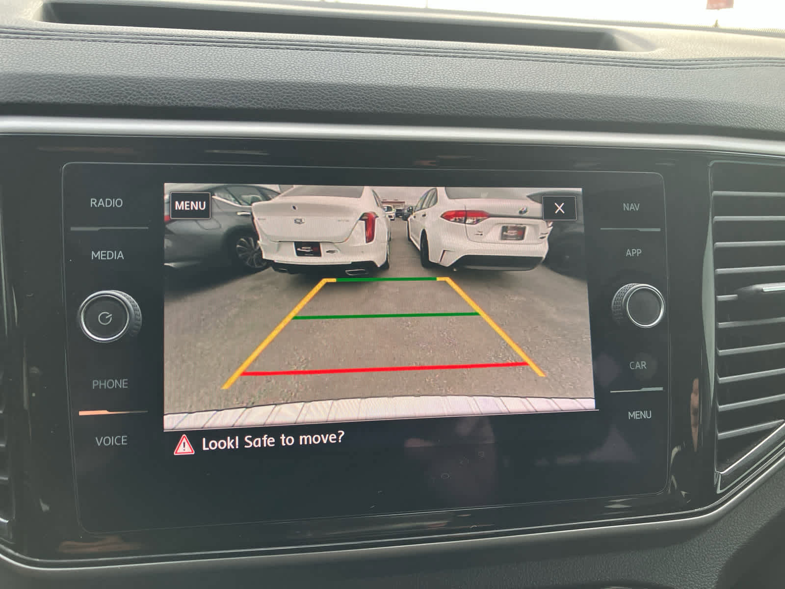 Used 2021 Volkswagen Atlas SEL image 22