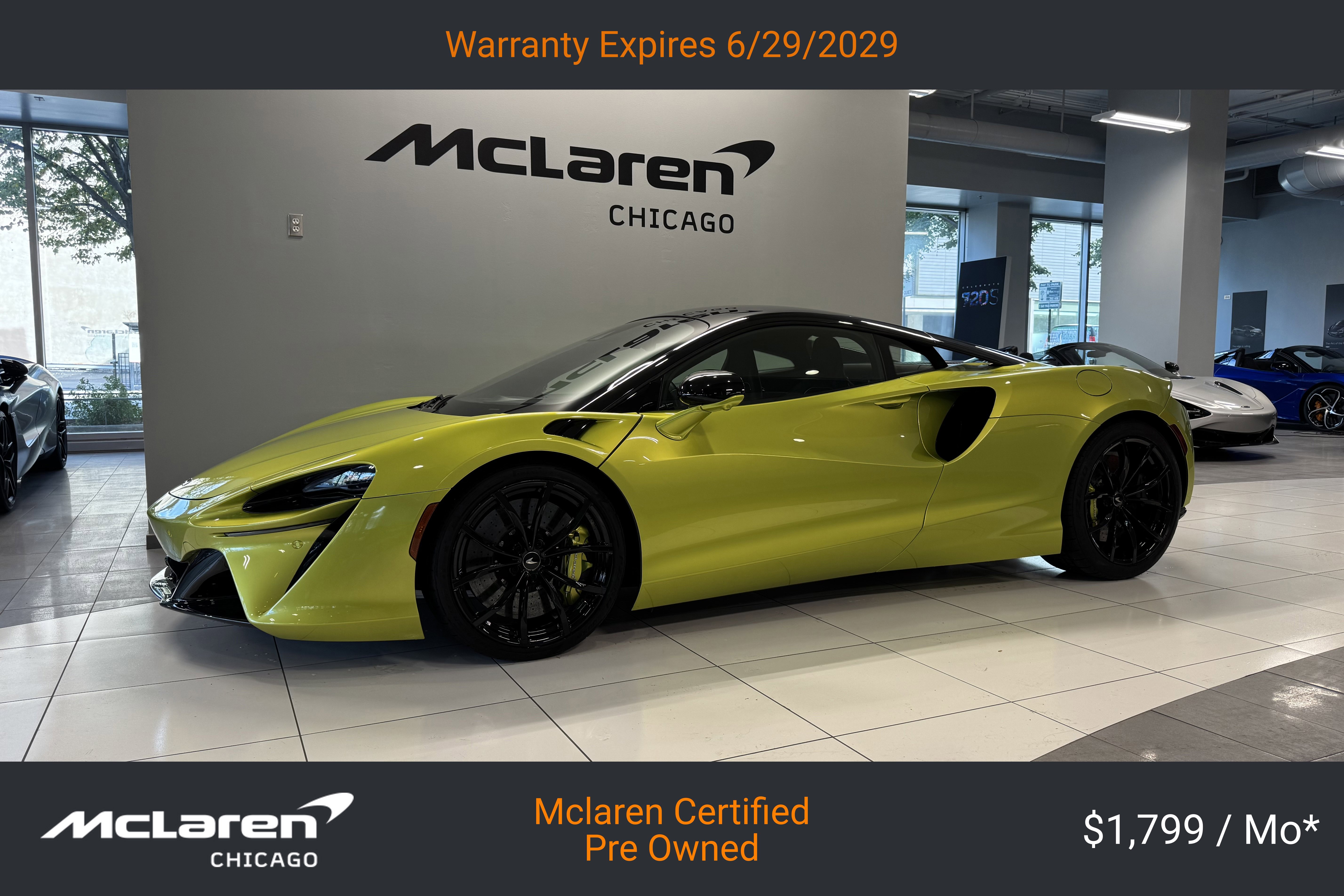 Used 2023 McLaren Artura image 1