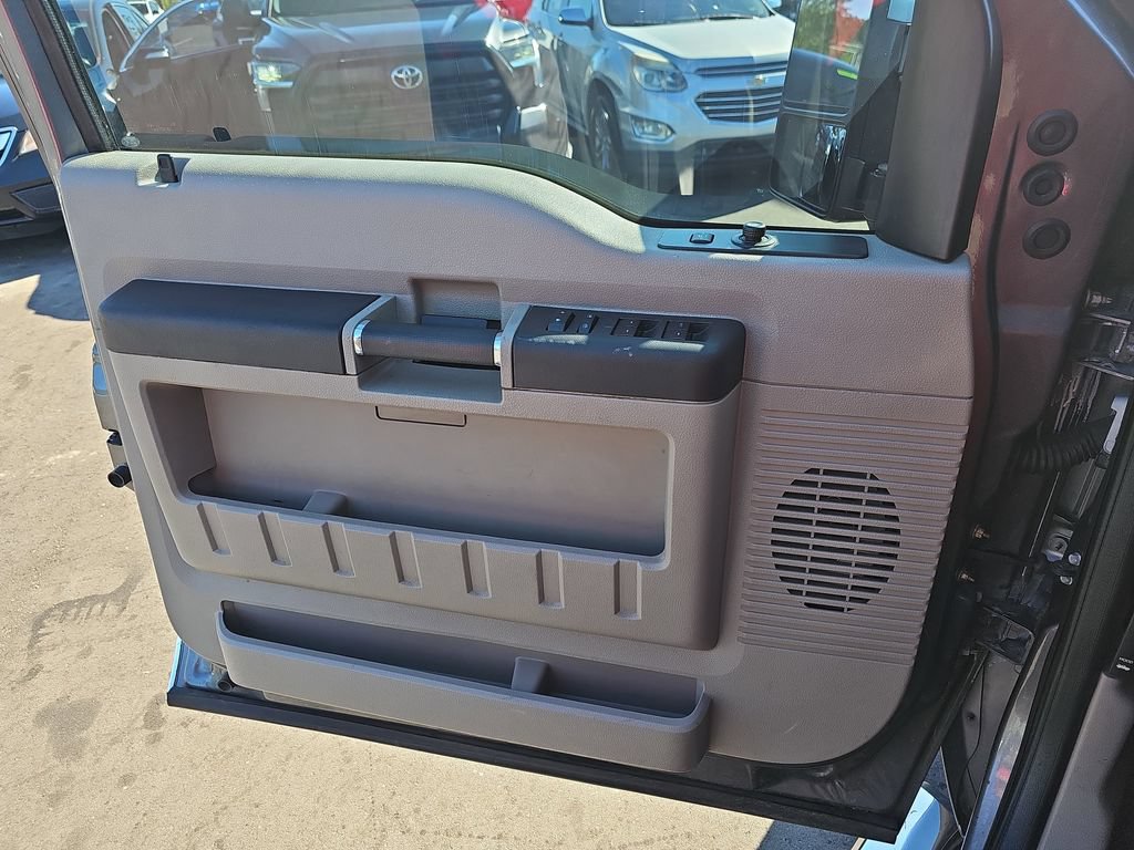 Used 2009 Ford F250 2WD Crew Cab Super Duty image 24