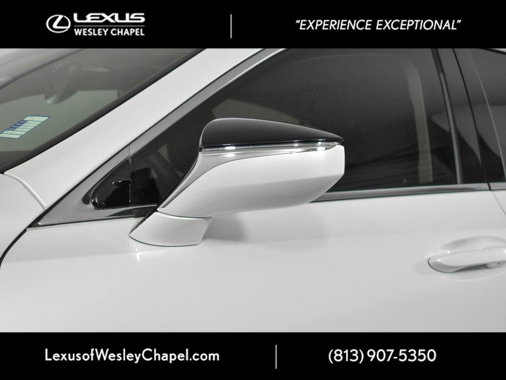 Used 2024 Lexus ES 250 250 w/ Premium Package image 12