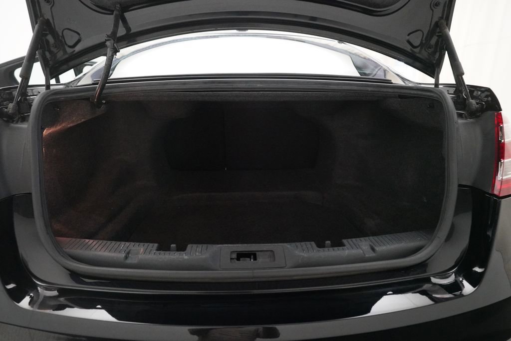 Used 2017 Ford Taurus SHO AWD/4WD image 10