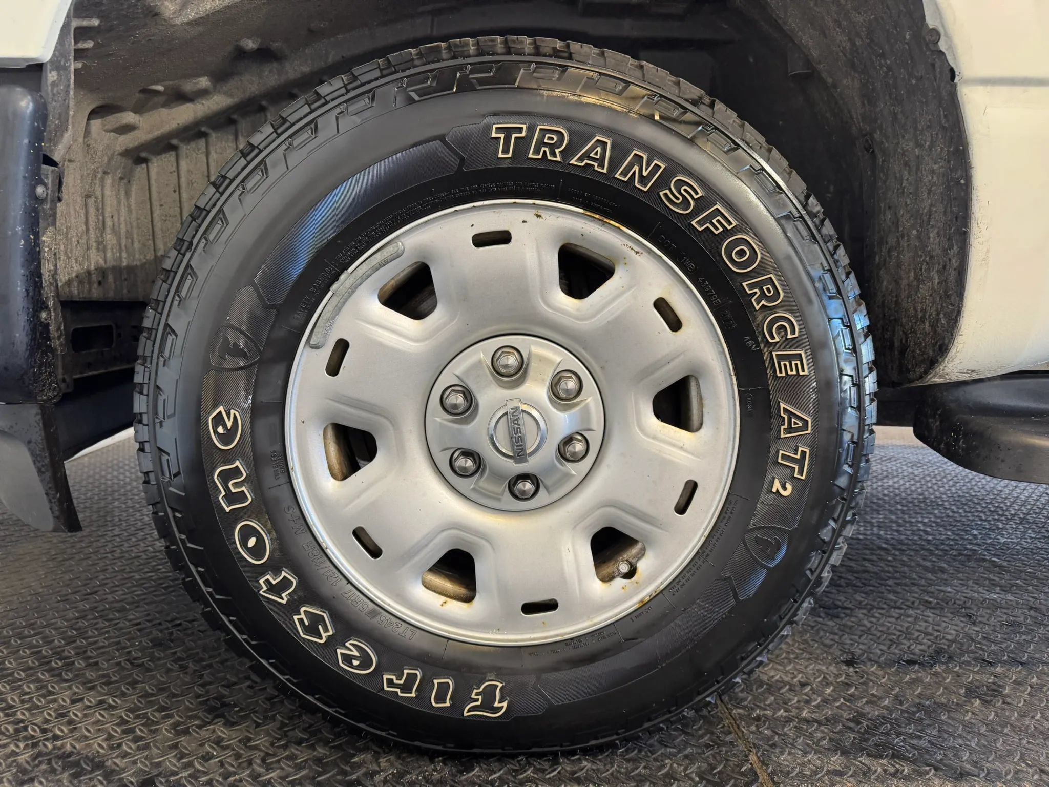Used 2018 Nissan Titan S AWD/4WD image 24