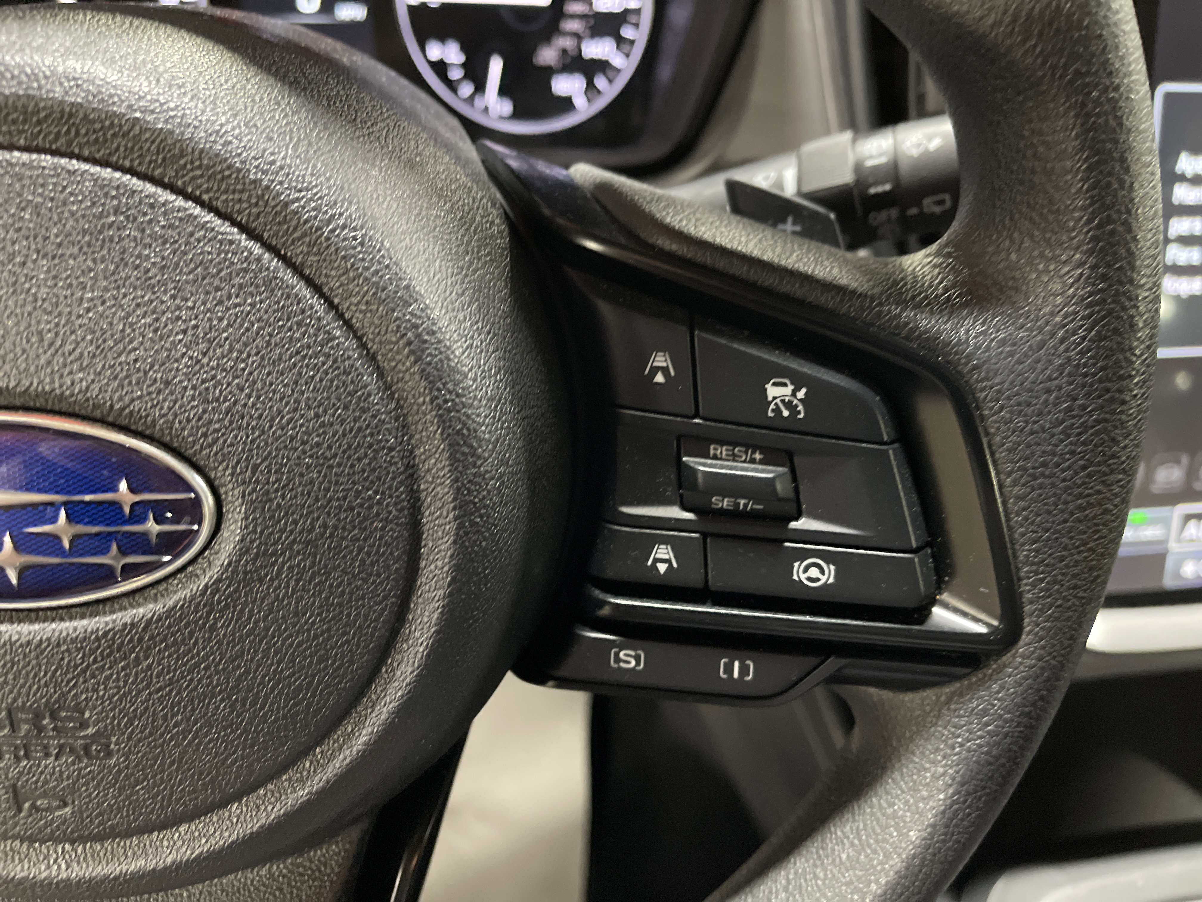 Used 2024 Subaru Crosstrek 2.0i Premium image 19