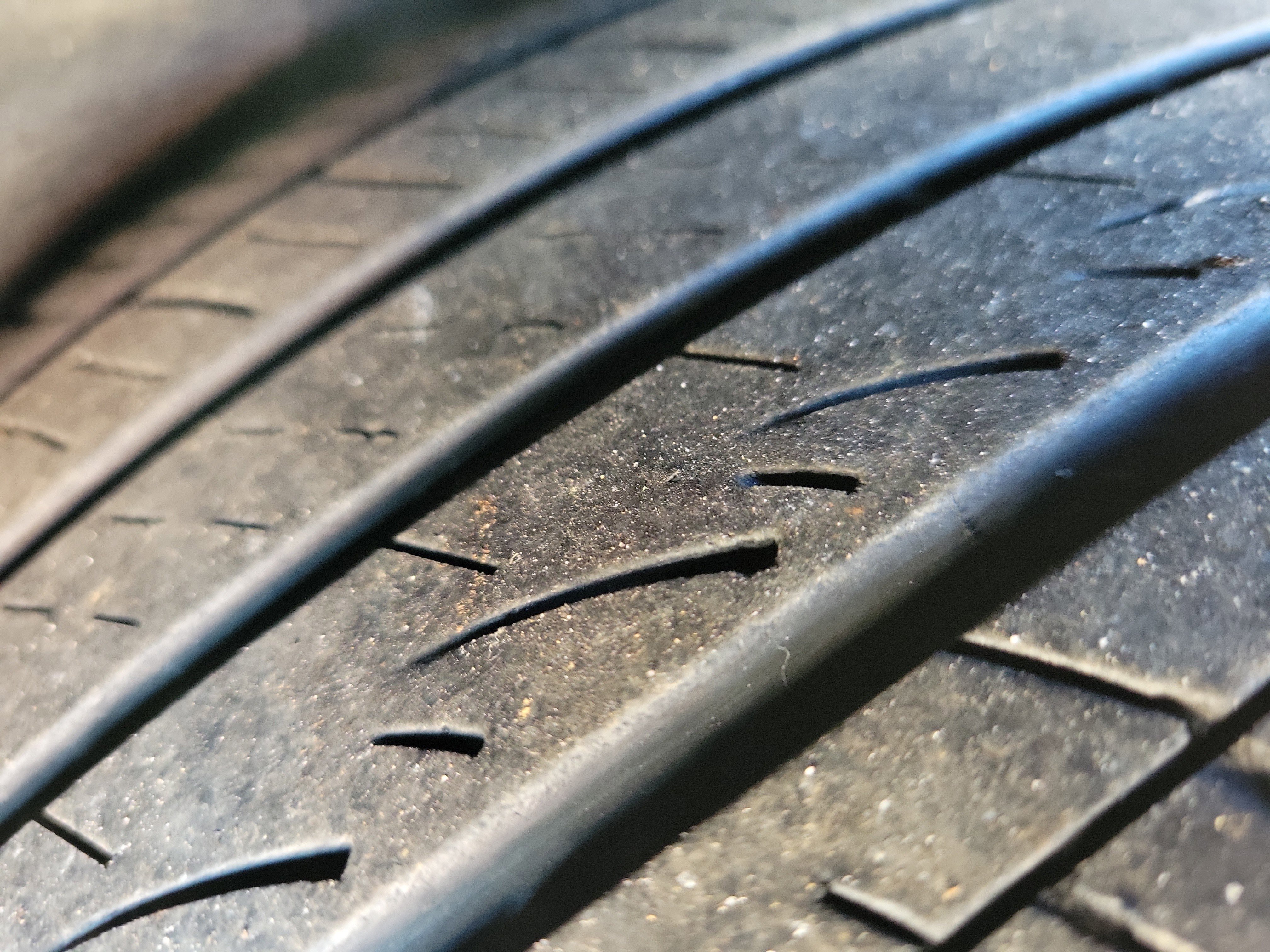 Used 2023 Hyundai Elantra Limited image 9