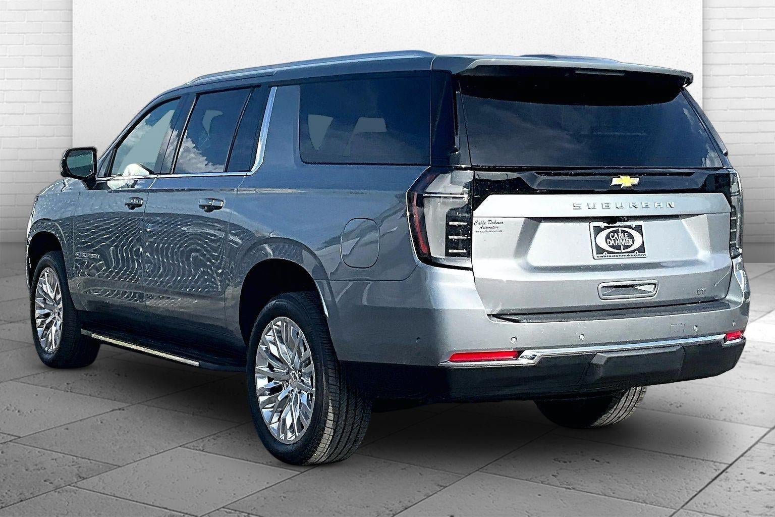 New 2026 Chevrolet Suburban LT w/ Comfort Package AWD/4WD image 3