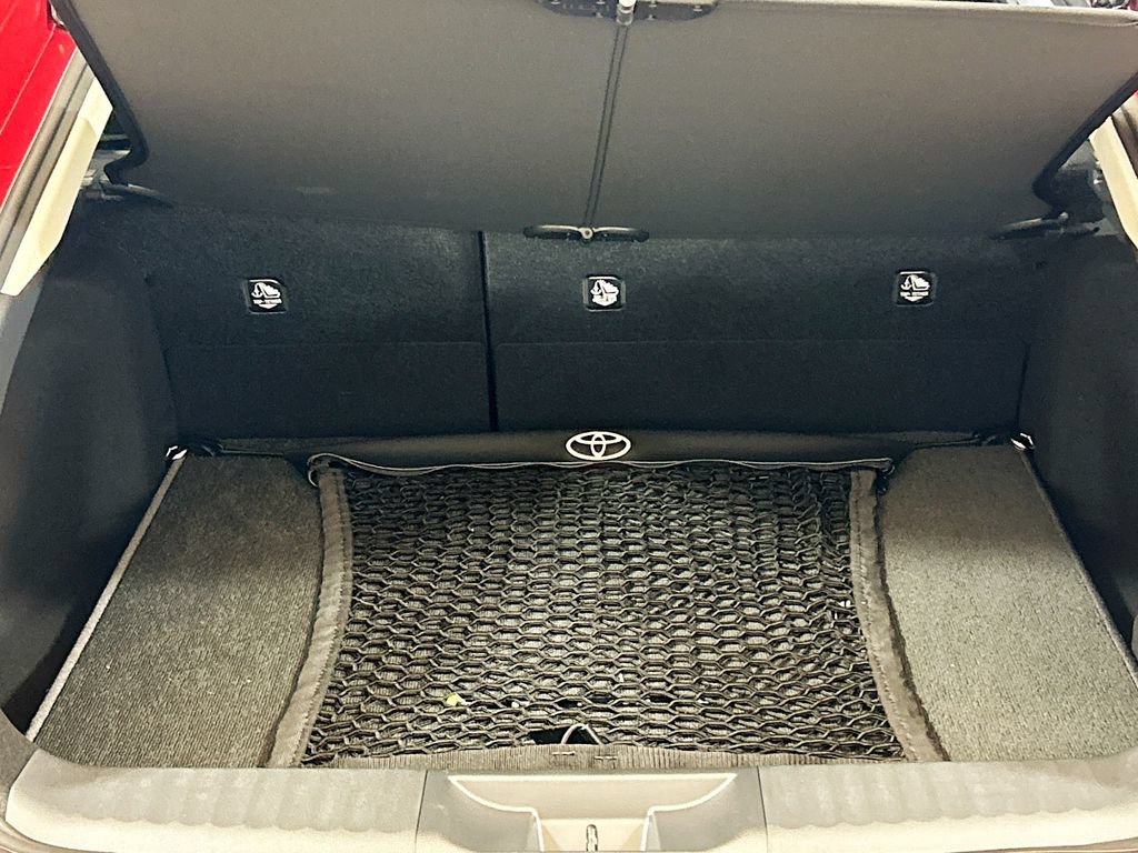 New 2026 Toyota Prius Plug-In Hybrid FWD image 21