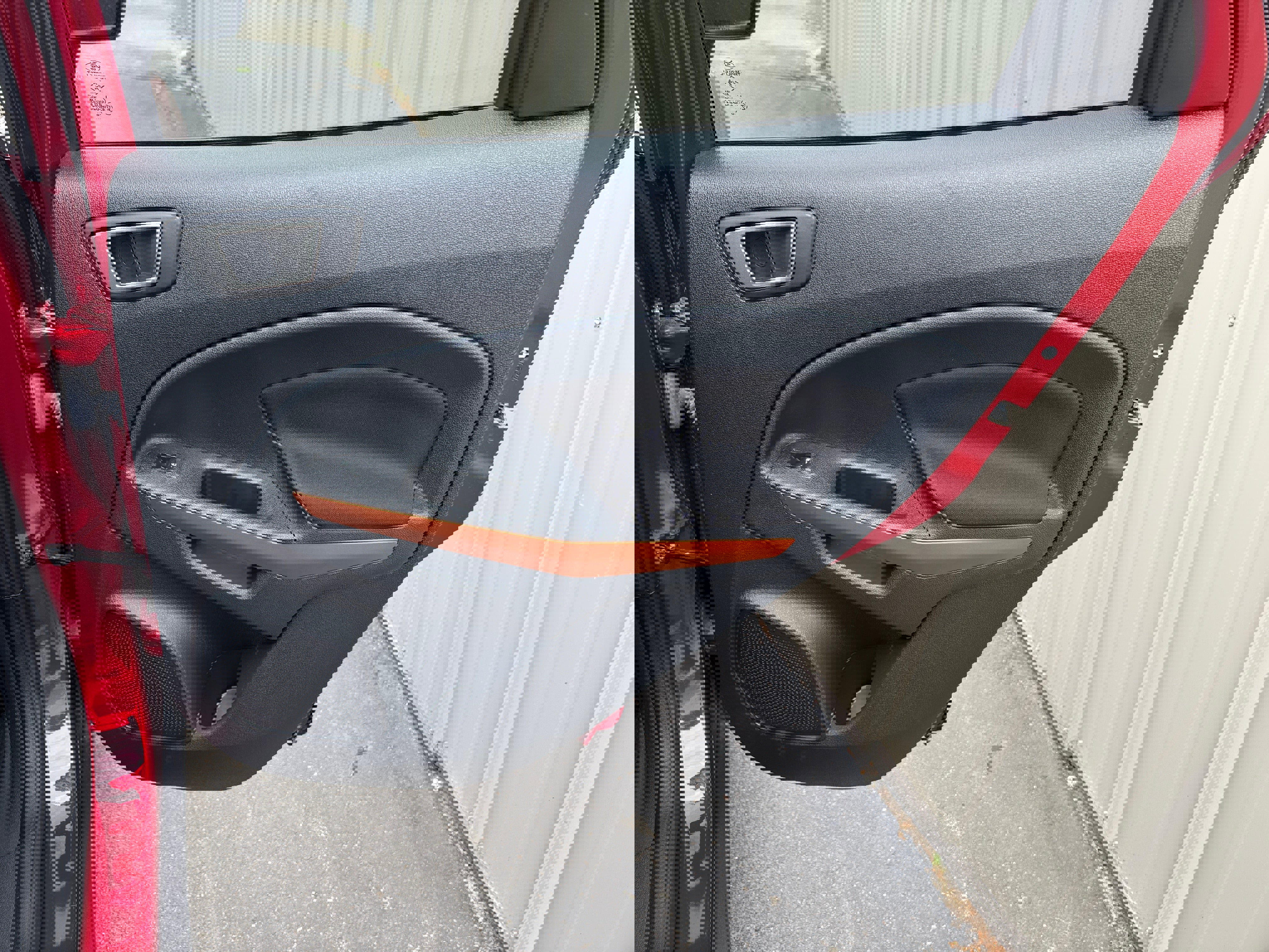 Used 2021 Ford EcoSport SE w/ SE Appearance Package image 30