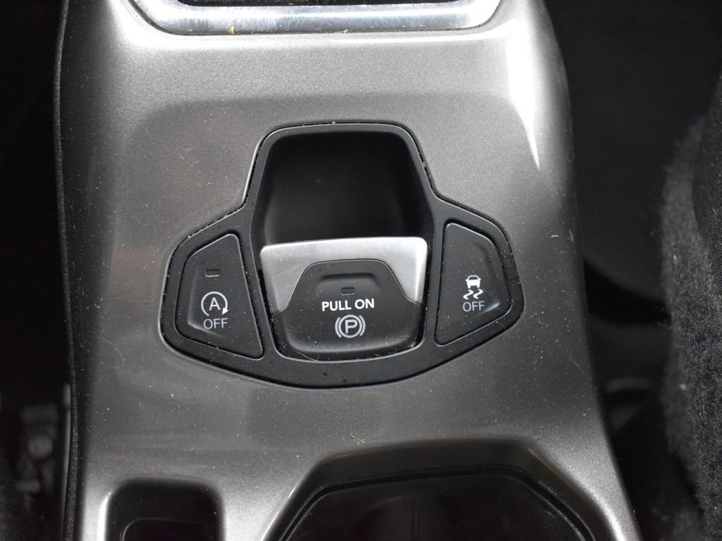 Used 2020 Jeep Renegade Limited w/ Trailer Tow Group image 25