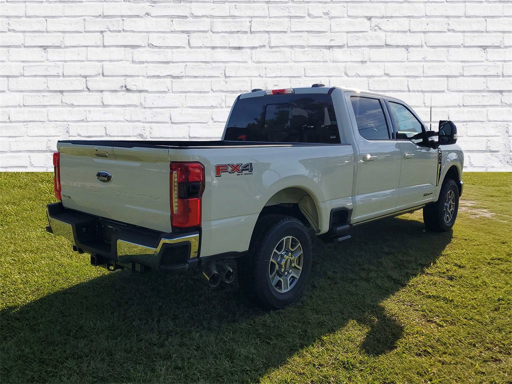 New 2025 Ford F250 Lariat w/ Lariat Ultimate Package image 2
