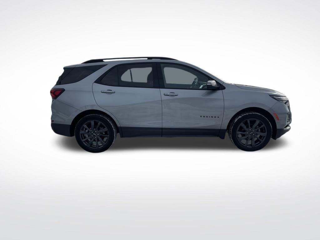 Used 2023 Chevrolet Equinox RS image 6