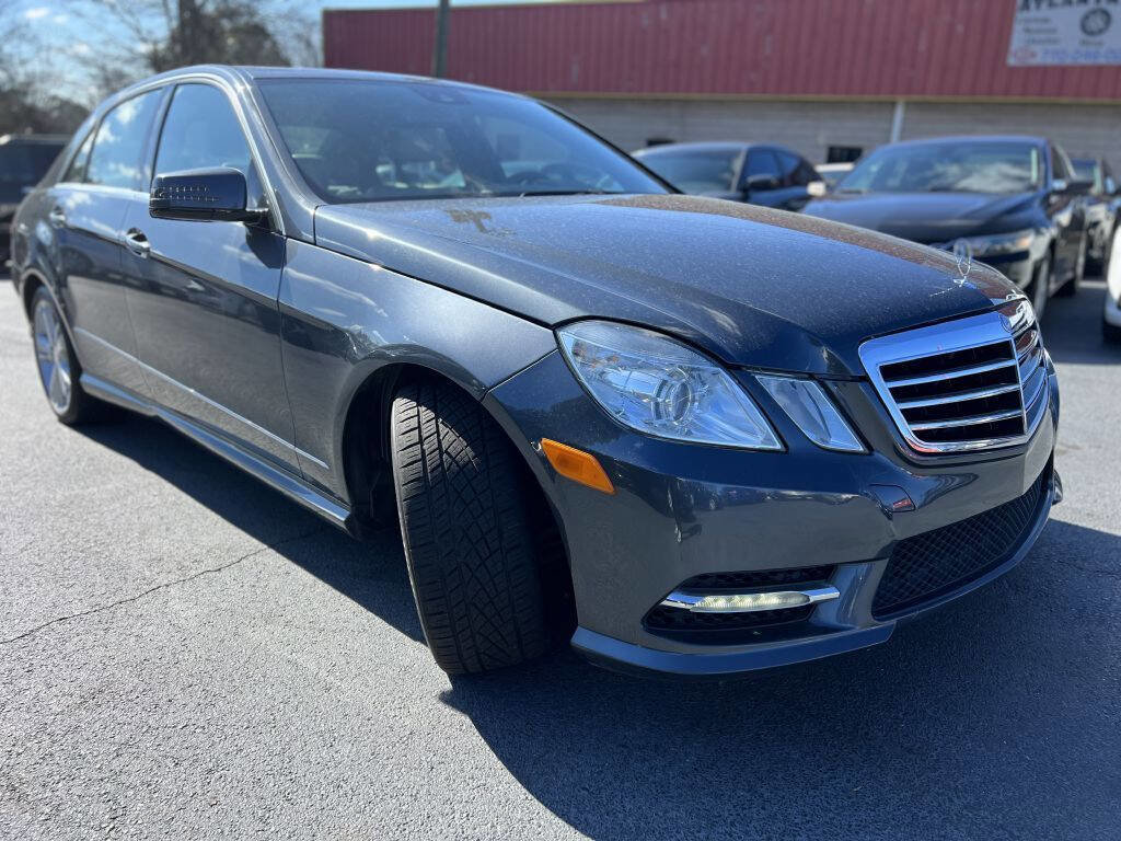 Used 2013 Mercedes-Benz E 350 Sedan image 3
