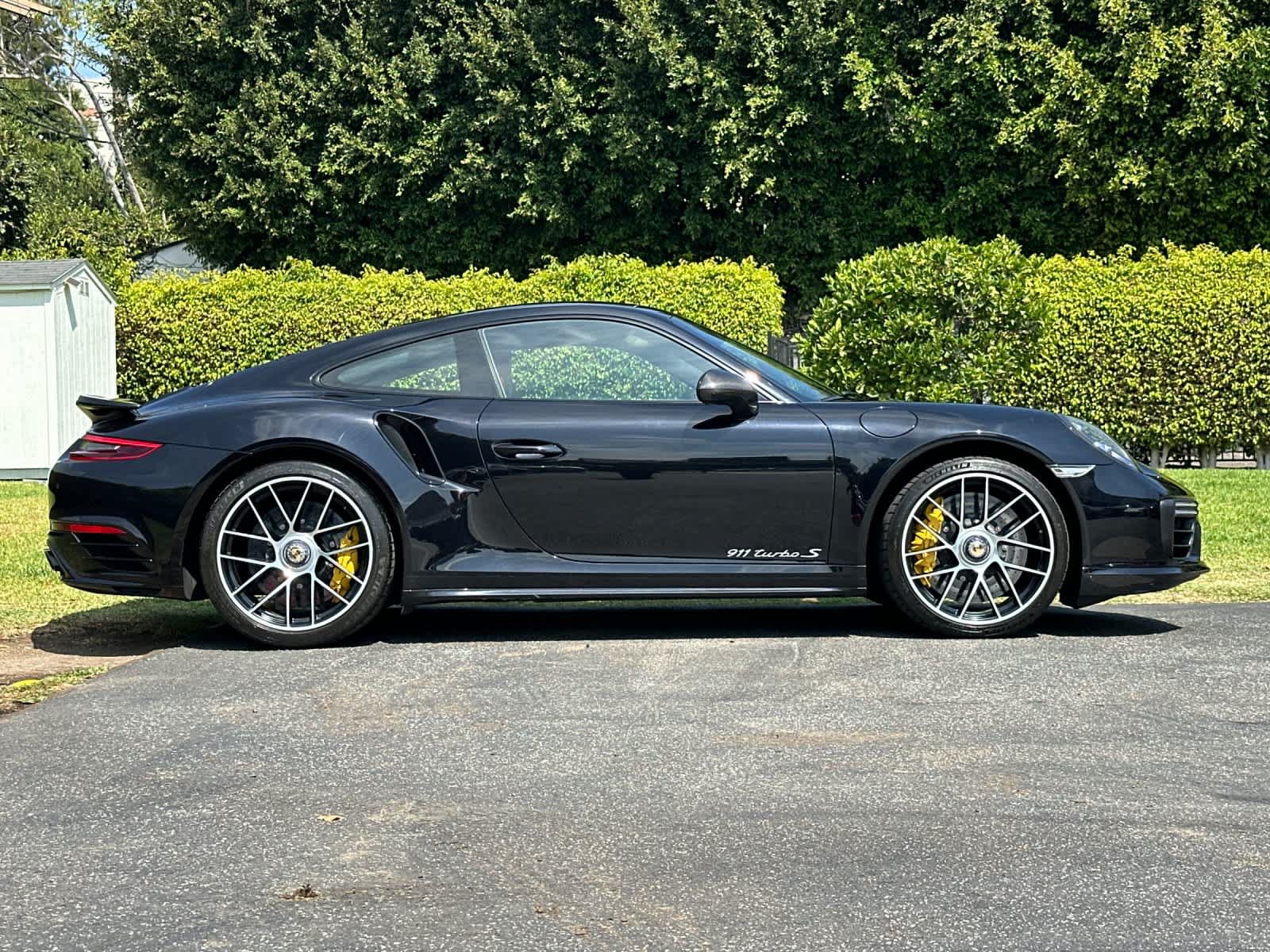 Used 2017 Porsche 911 Turbo S AWD/4WD image 9