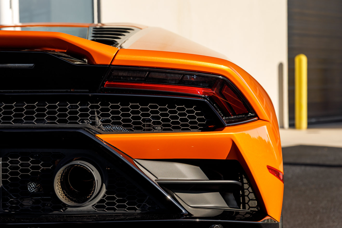 Used 2023 Lamborghini Huracan EVO RWD image 26