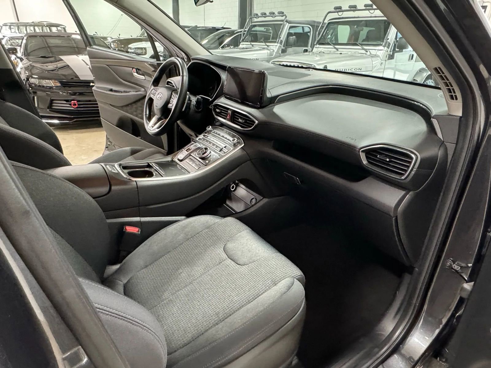 Used 2023 Hyundai Santa Fe SEL image 14