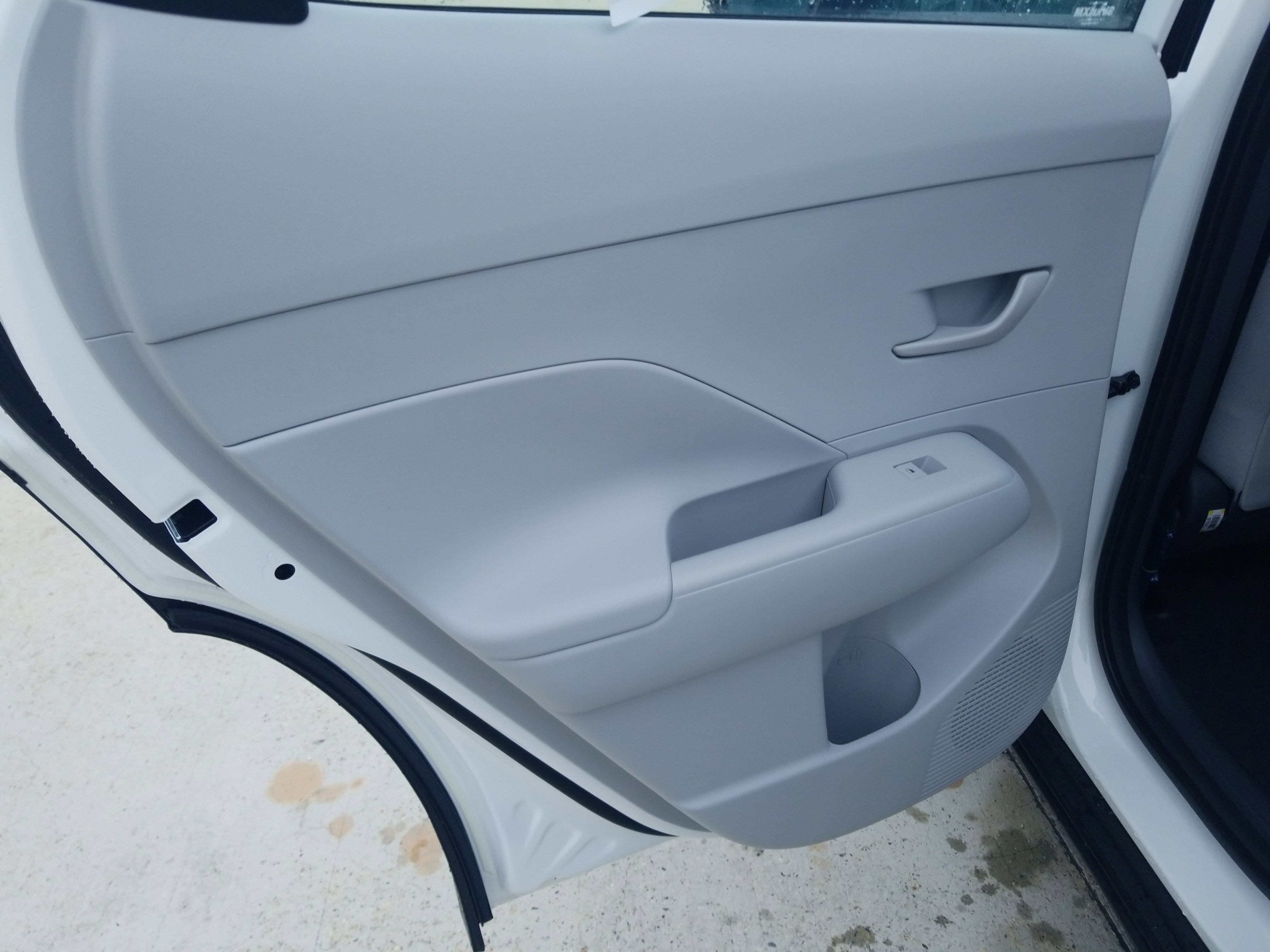 New 2026 Hyundai Kona SE FWD image 11