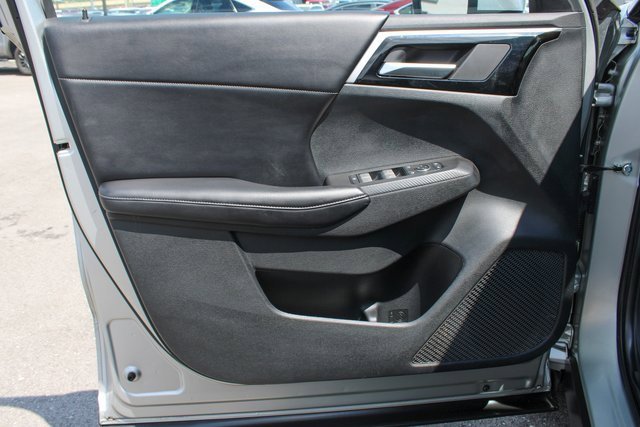 Used 2022 Mitsubishi Outlander SE image 10