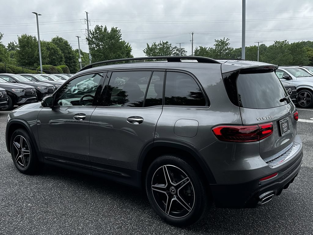 Certified 2025 Mercedes-Benz GLB 250 image 6