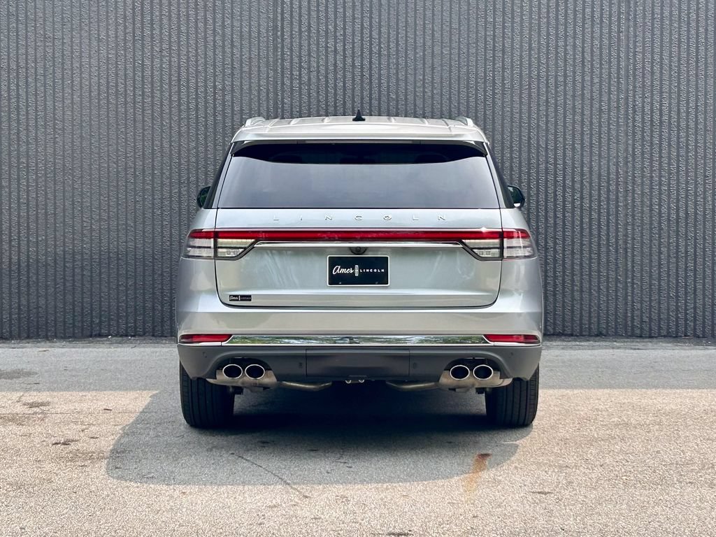 Certified 2024 Lincoln Aviator Reserve w/ Equipment Group 201A AWD/4WD image 5