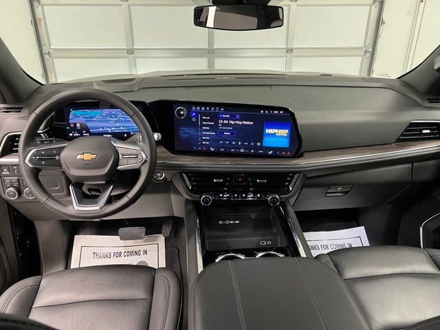 Used 2025 Chevrolet Tahoe LT AWD/4WD image 12