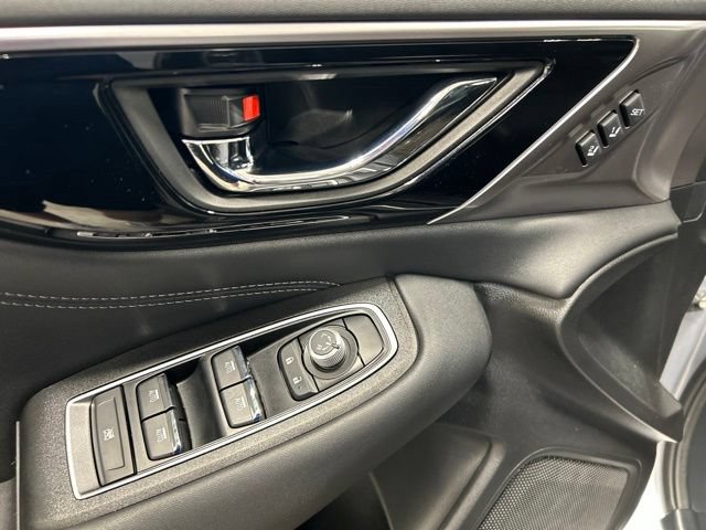 Used 2023 Subaru Outback Limited AWD/4WD image 23