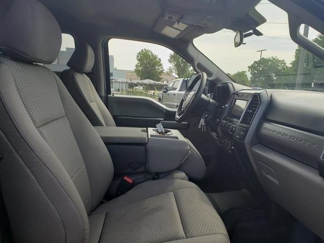 Used 2022 Ford F550 4x4 Crew Cab Super Duty w/ XLT Value Package image 20
