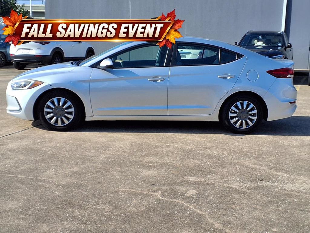 Used 2018 Hyundai Elantra SE FWD image 5