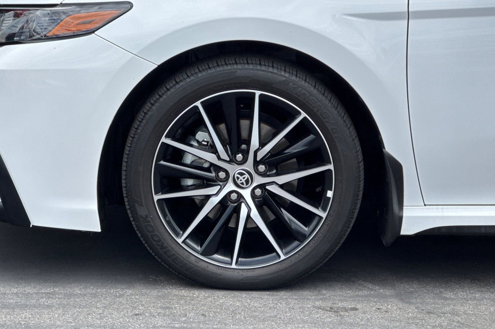 Certified 2024 Toyota Camry SE w/ Convenience Package FWD image 33