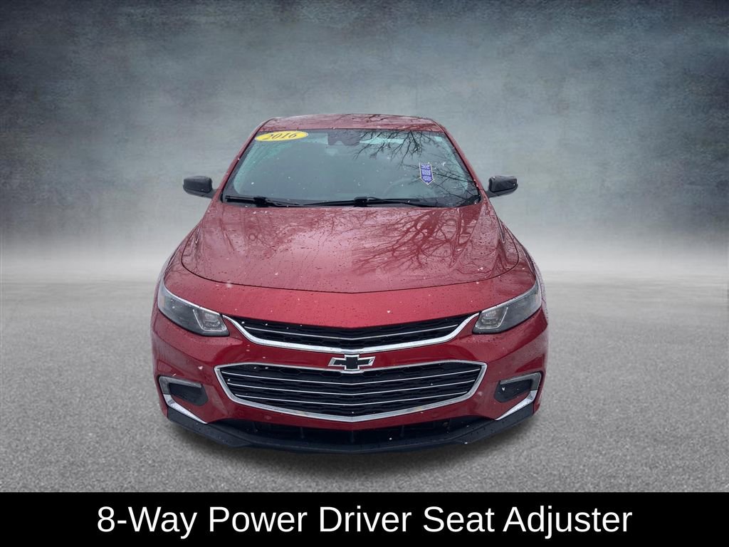 Used 2016 Chevrolet Malibu LT image 10