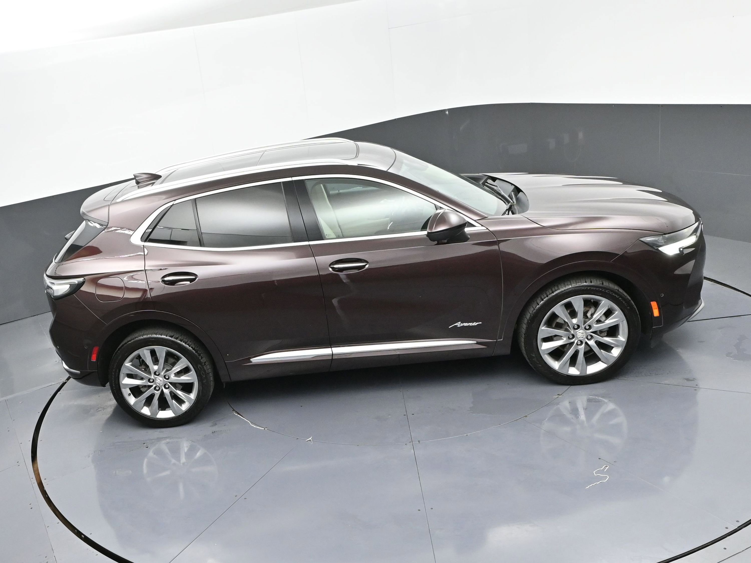 Used 2023 Buick Envision Avenir image 46