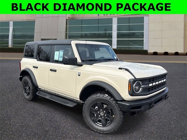 New 2025 Ford Bronco Big Bend w/ Black Diamond Package