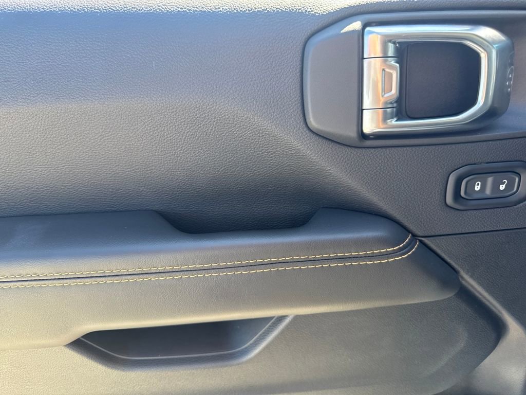 Used 2024 Jeep Wrangler Sahara w/ Technology Group image 16