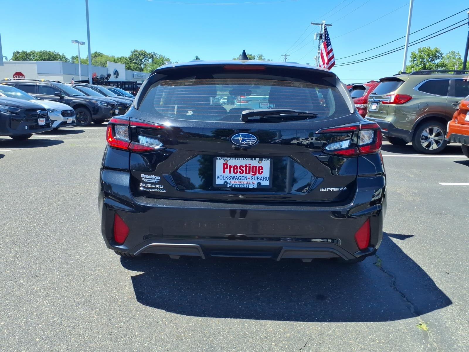 Used 2024 Subaru Impreza 2.0i AWD/4WD image 3