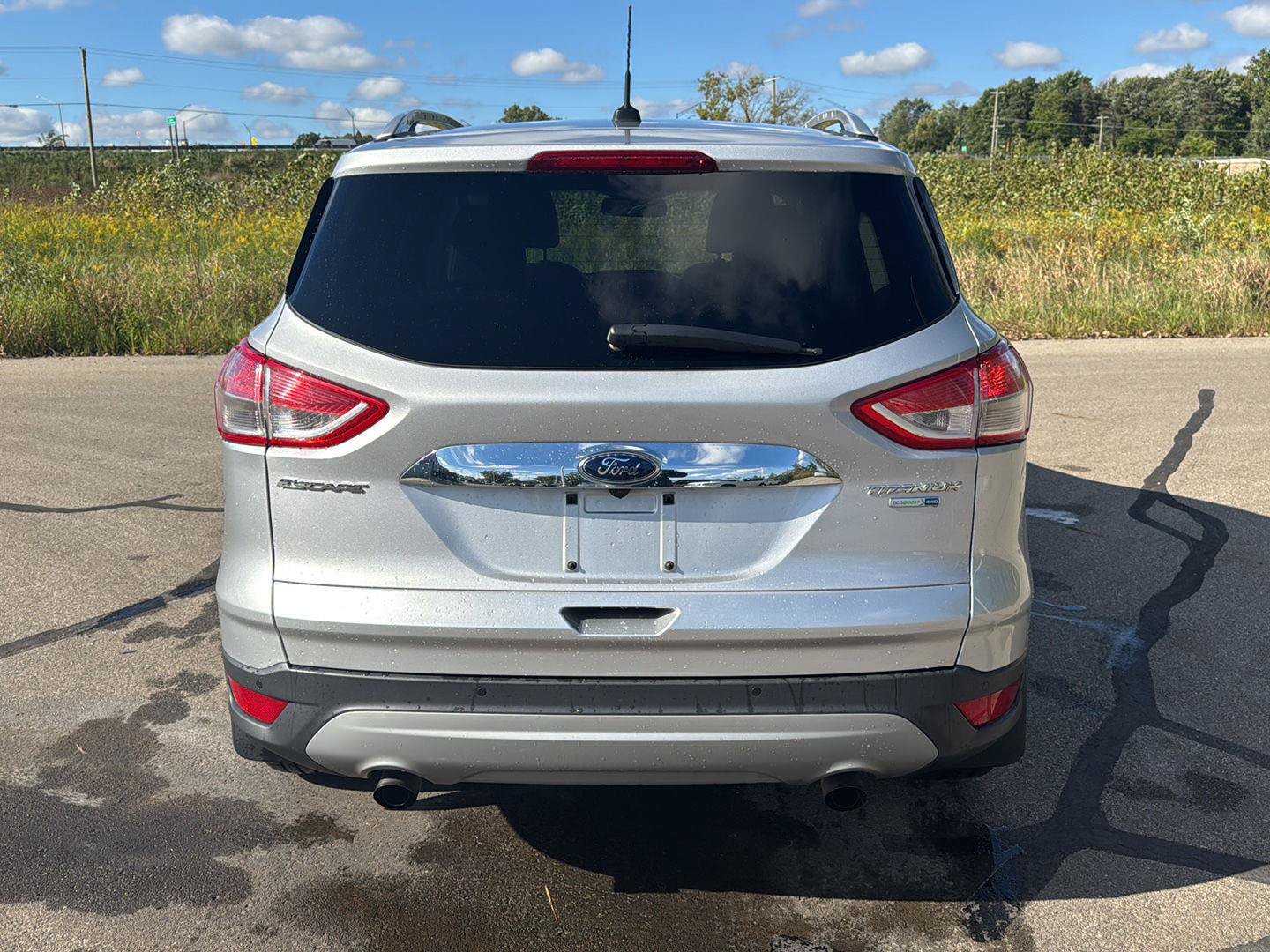 Used 2016 Ford Escape Titanium w/ Equipment Group 301A AWD/4WD image 4