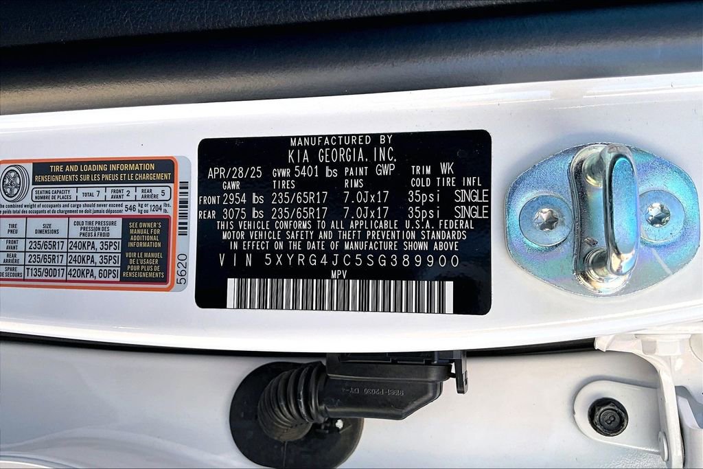 Used 2025 Kia Sorento LX image 42