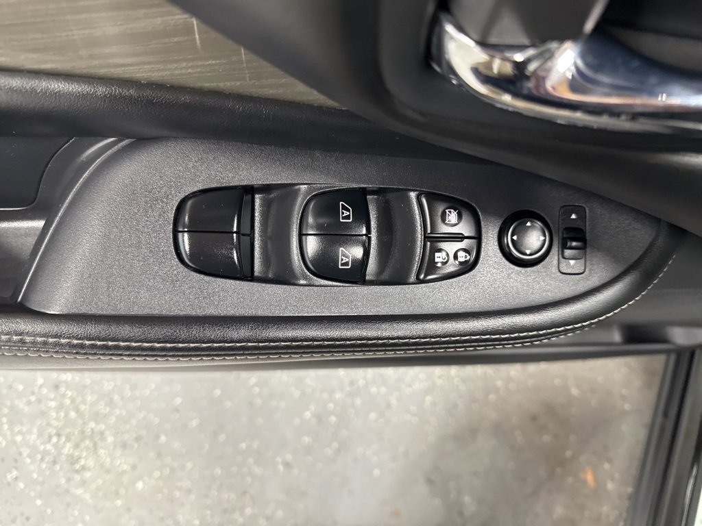 Used 2018 Nissan Murano AWD image 7
