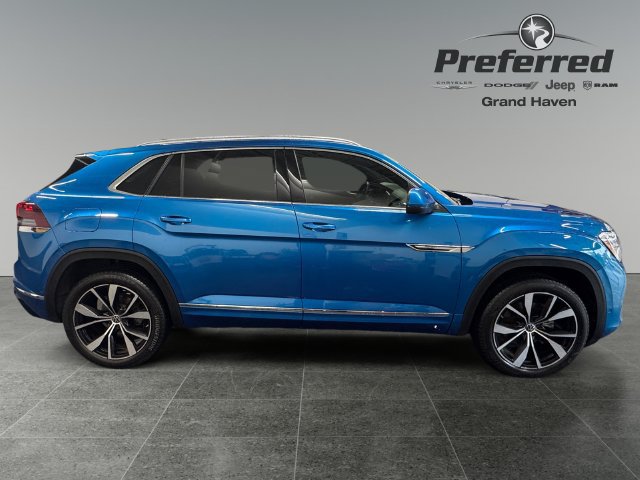 Used 2024 Volkswagen Atlas Cross Sport SEL Premium R-Line AWD/4WD image 9