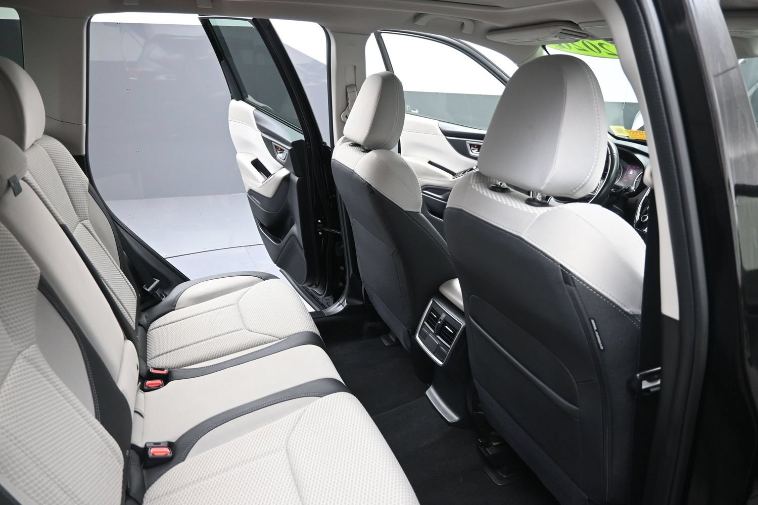 Used 2020 Subaru Forester Premium AWD/4WD image 28