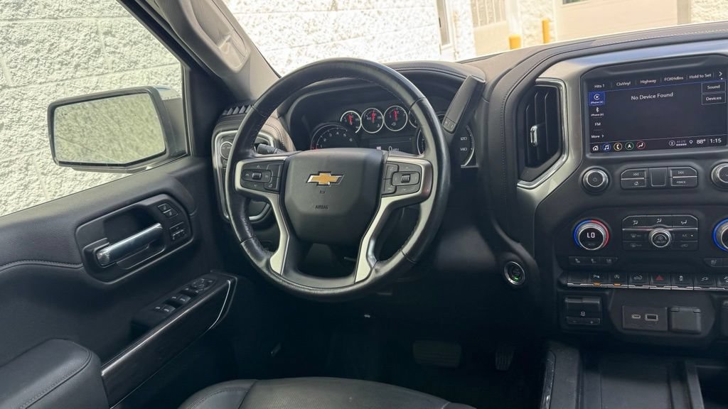 Used 2022 Chevrolet Silverado 1500 LTZ AWD/4WD image 17