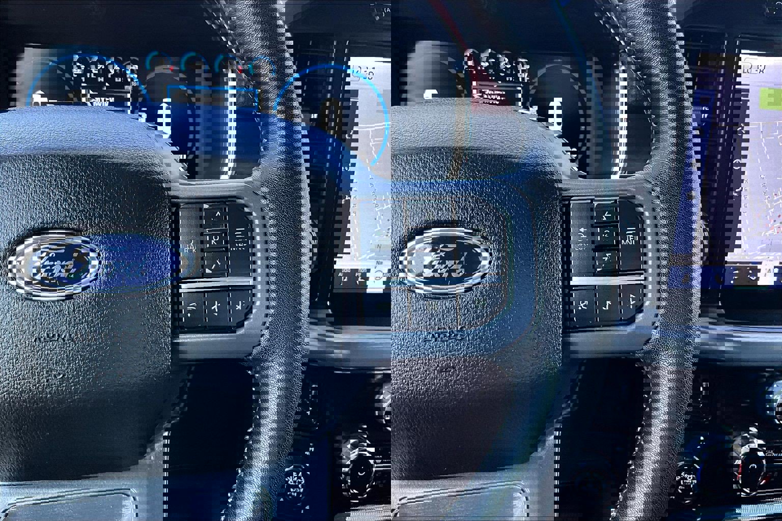 Used 2023 Ford F150 Lariat w/ Equipment Group 502A High image 21