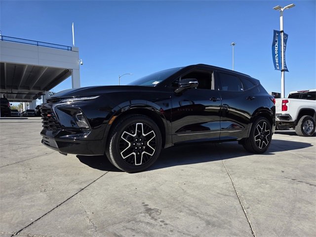 Certified 2023 Chevrolet Blazer RS w/ Driver Confidence II Package image 2