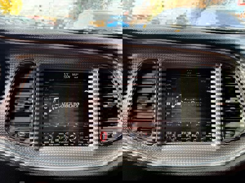 Used 2015 Dodge Challenger SRT Hellcat image 17