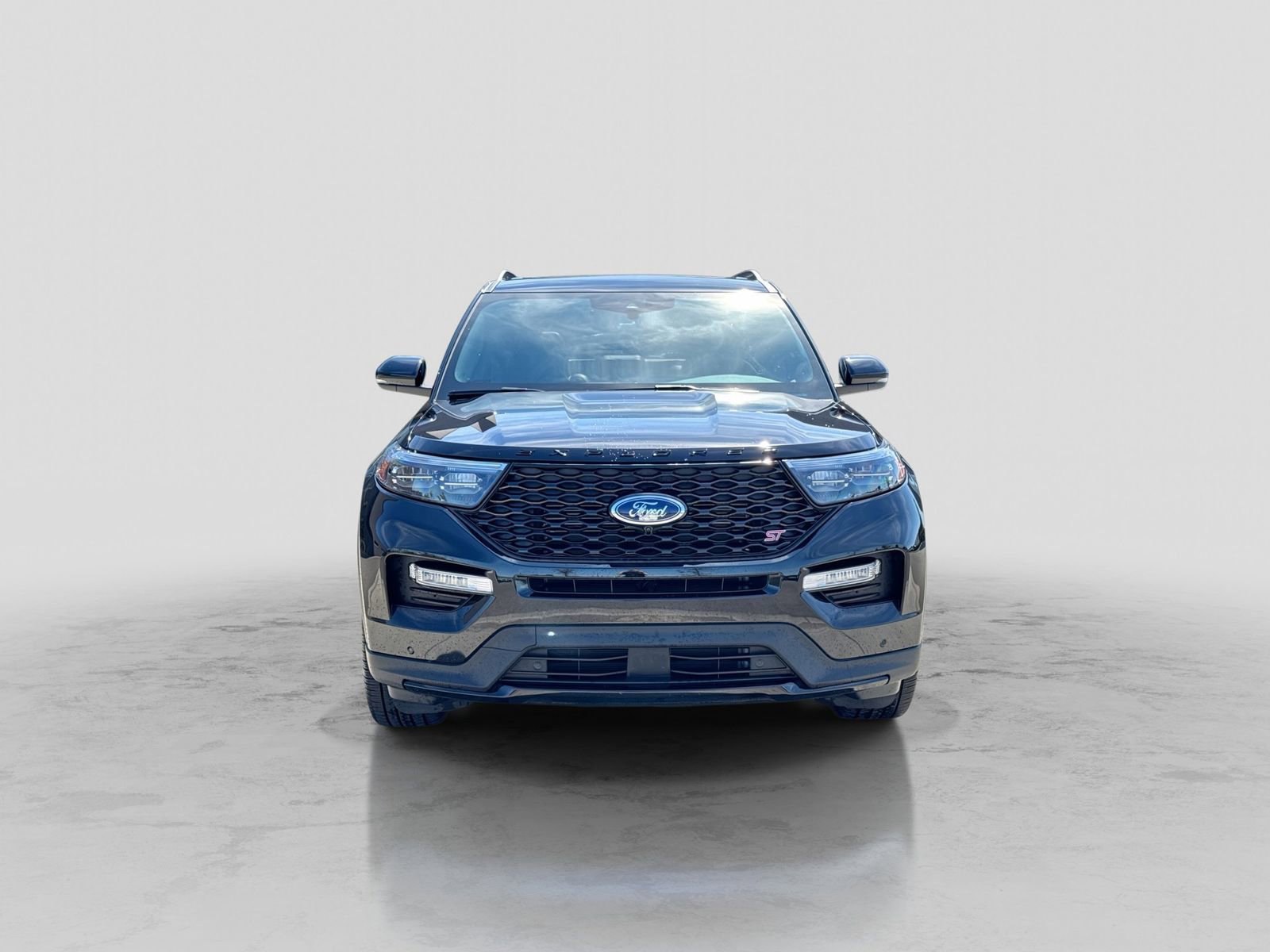 Used 2023 Ford Explorer ST w/ Equipment Group 401A AWD/4WD image 12