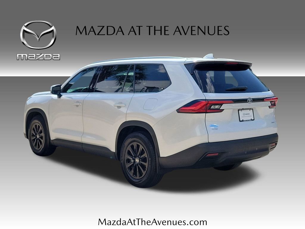 Used 2024 Toyota Grand Highlander AWD image 5