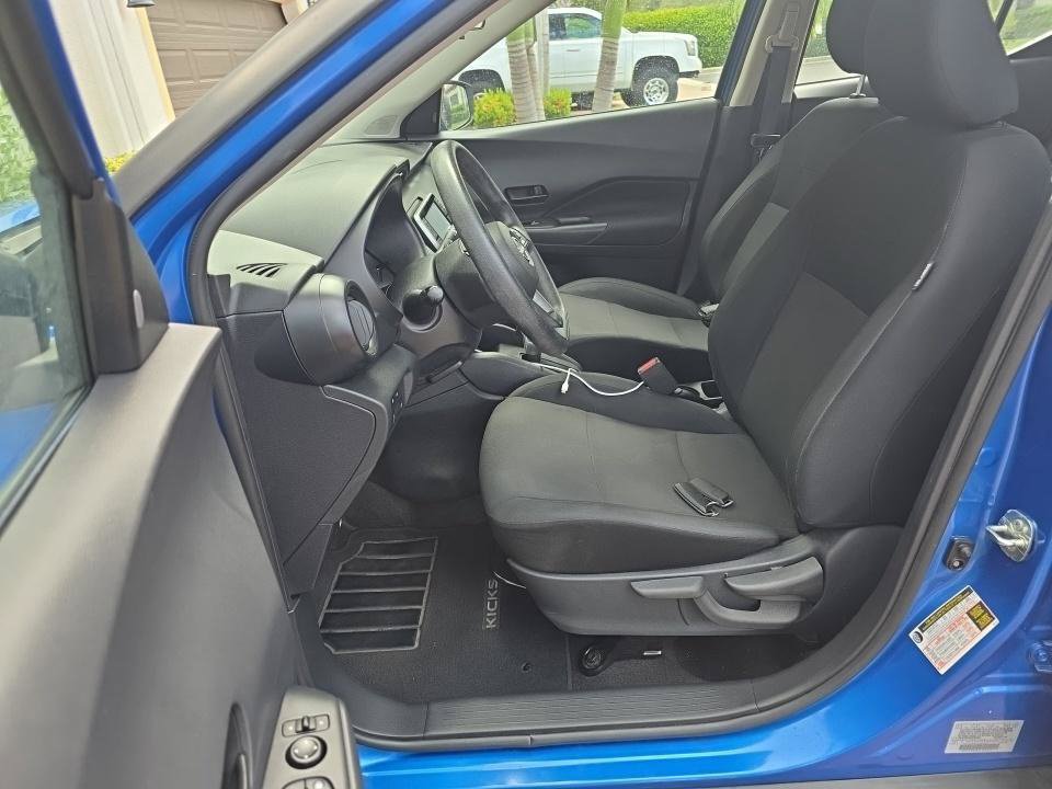 Certified 2023 Nissan Kicks S FWD image 32