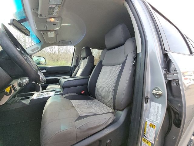 Used 2016 Toyota Tundra SR5 w/ TRD Off Road Package image 14